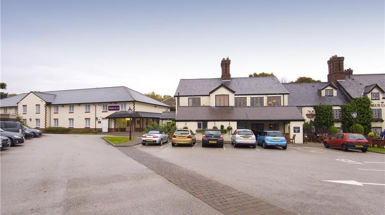 Premier Inn Northwich (Sandiway) Exterior