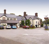 Premier Inn Northwich (Sandiway) Exterior