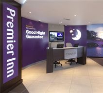 Premier Inn Bedford South (A421) Lobby