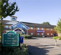 Premier Inn Luton South (M1, J9) Exterior