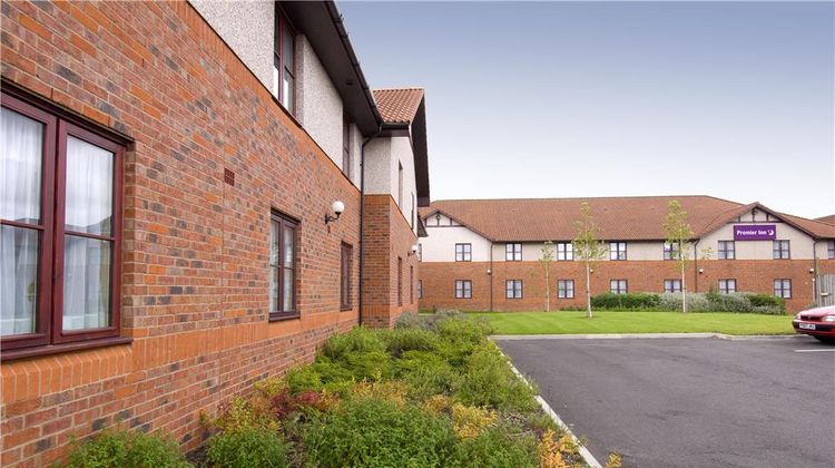 Premier Inn Mansfield Exterior
