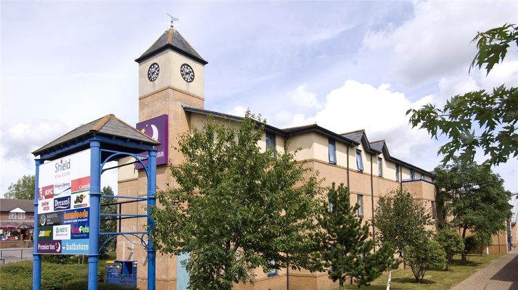 Premier Inn Bristol Filton Exterior