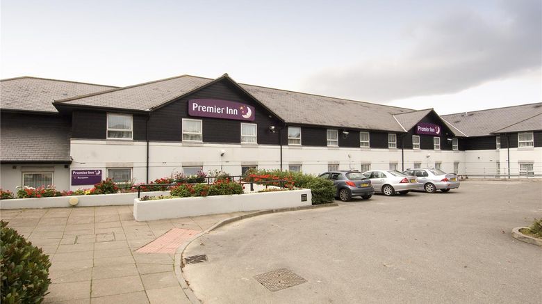 <b>Premier Inn Truro Exterior</b>. Images powered by <a href="https://iceportal.shijigroup.com/" title="IcePortal" target="_blank">IcePortal</a>.