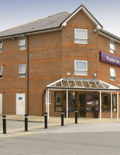 Premier Inn Leeds East