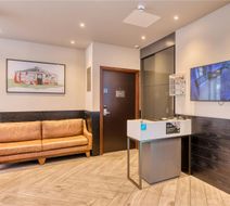 hub by Premier Inn London Camden Lobby