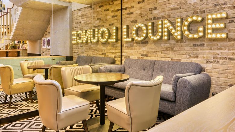 <b>hub by Premier Inn London Camden Restaurant</b>. Images powered by <a href="https://iceportal.shijigroup.com/" title="IcePortal" target="_blank">IcePortal</a>.