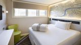 <b>hub by Premier Inn London Camden Room</b>. Images powered by <a href="https://iceportal.shijigroup.com/" title="IcePortal" target="_blank">IcePortal</a>.