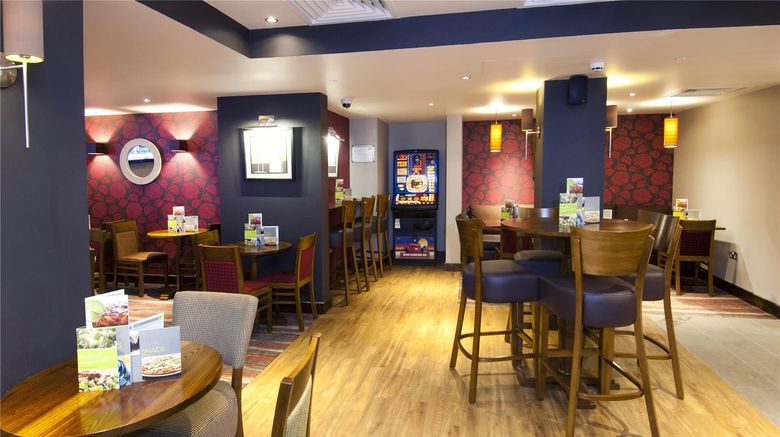 <b>Premier Inn London Blackfriars Restaurant</b>. Images powered by <a href="https://iceportal.shijigroup.com/" title="IcePortal" target="_blank">IcePortal</a>.