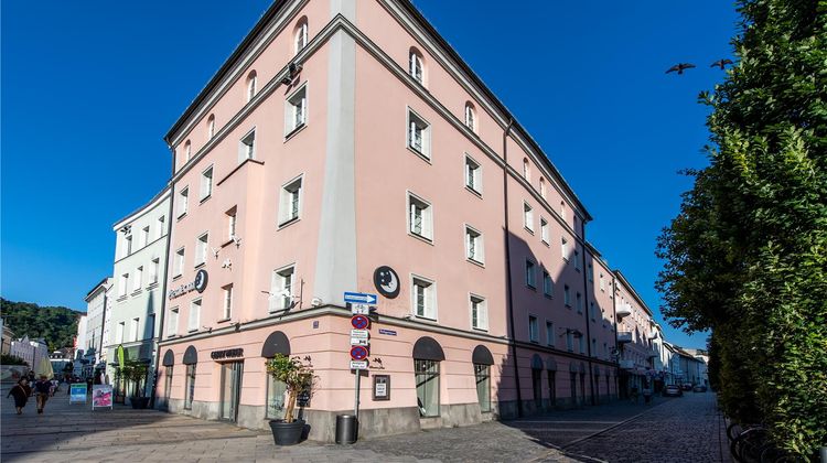 Premier Inn Passau Weisser Hase Exterior