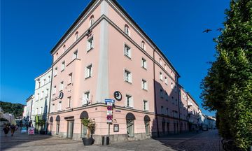 Premier Inn Passau Weisser Hase