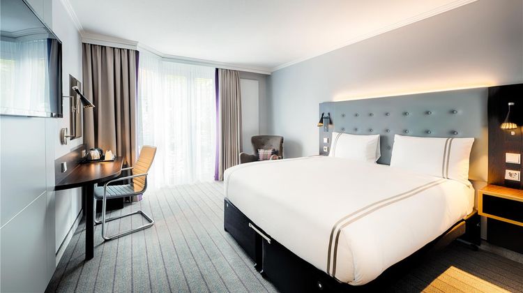 Premier Inn Stuttgart Bad Cannstatt Room
