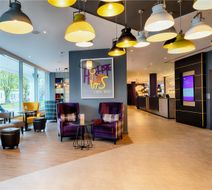 Premier Inn Stuttgart Bad Cannstatt Lobby