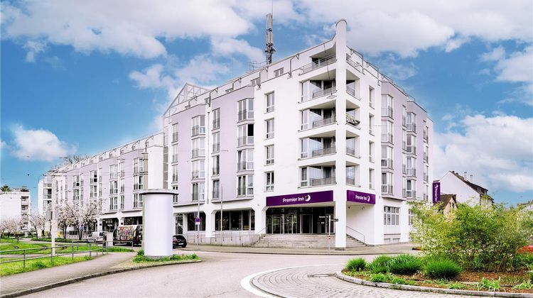 Premier Inn Stuttgart Bad Cannstatt Exterior