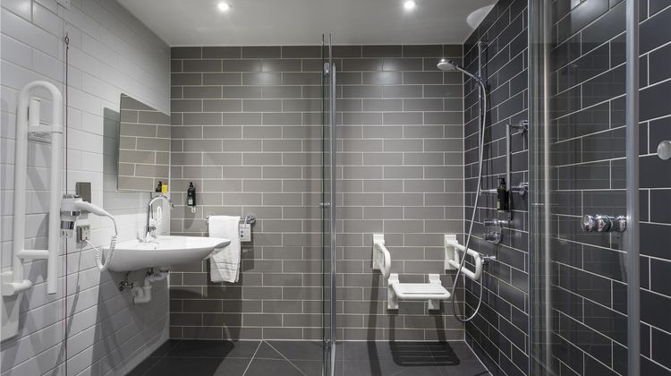Premier Inn Freiburg City Sud Room