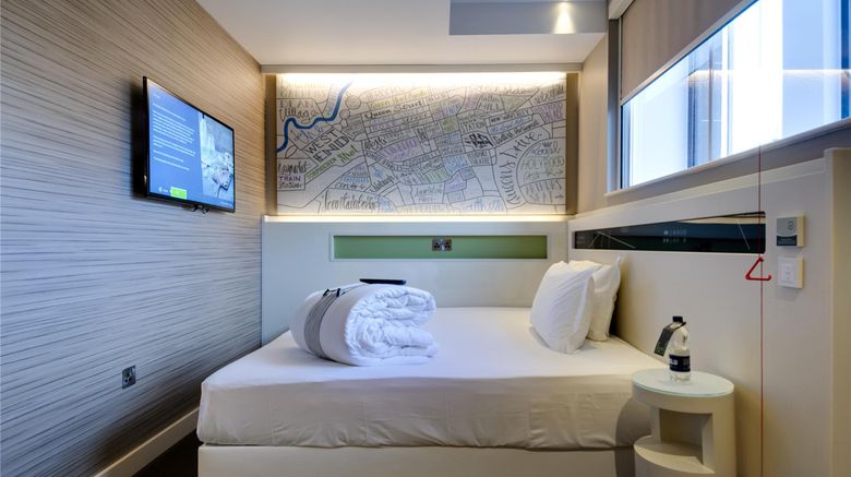 <b>hub by Premier Inn London Tower Bridge Room</b>. Images powered by <a href="https://iceportal.shijigroup.com/" title="IcePortal" target="_blank">IcePortal</a>.