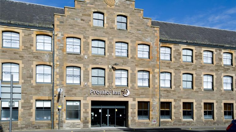 Premier Inn Perth City Centre Exterior