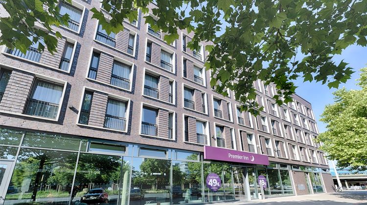Premier Inn Hannover City University Exterior