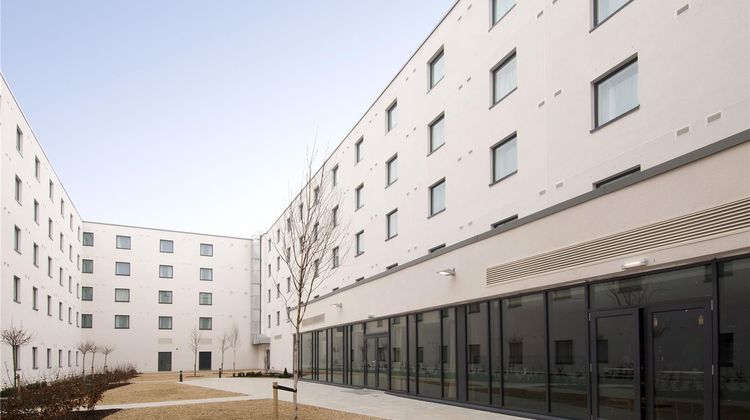 Premier Inn London Heathrow Airport (T5) Exterior