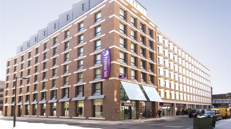 Premier Inn London Southwark (Tate Mod.) Exterior