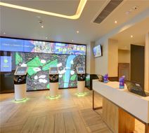 hub by Premier Inn Westminster Abbey Lobby