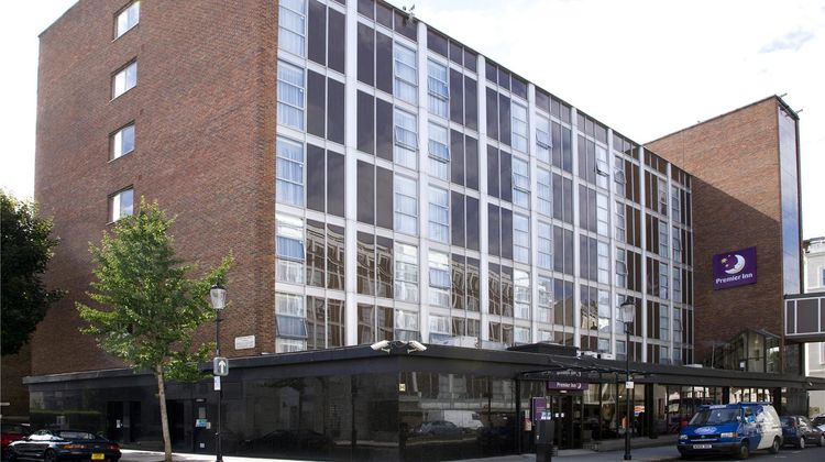 Premier Inn London Kensington (Earls Ct) Exterior