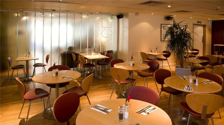 Premier Inn London Kensington (Earls Ct) Restaurant