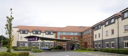 Premier Inn London Heathrow A. (M4, J4) Exterior