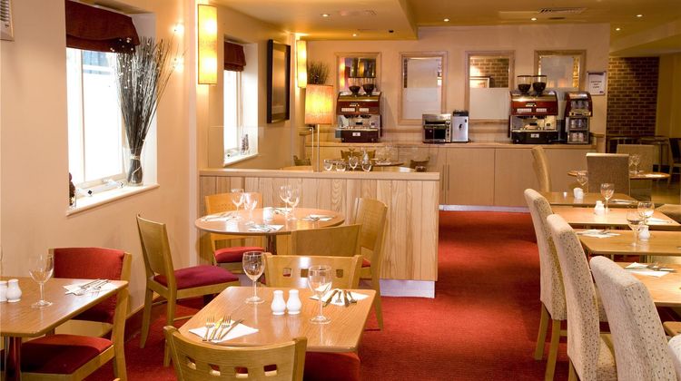 Premier Inn London Heathrow A. (M4, J4) Restaurant