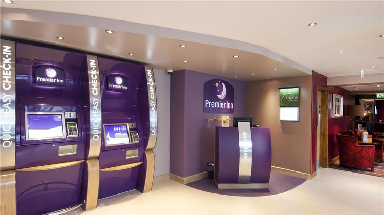 Premier Inn London Angel Islington Lobby