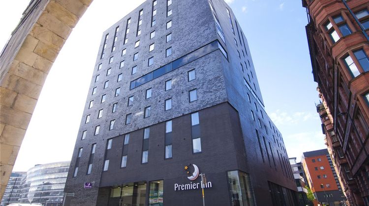 Premier Inn Manchester C. C. Piccadilly Exterior
