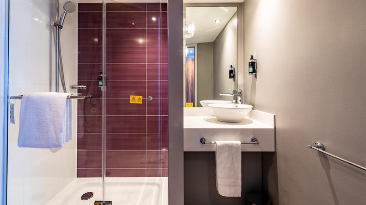 Premier Inn Essen City Hotel Room