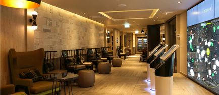 hub by Premier Inn London Spitalfields Lobby