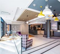 Premier Inn Hamburg City Hammerbrook Lobby