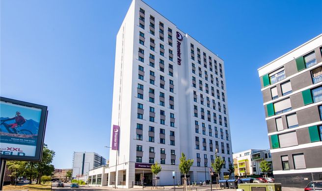 Premier Inn Cologne City Sud Exterior