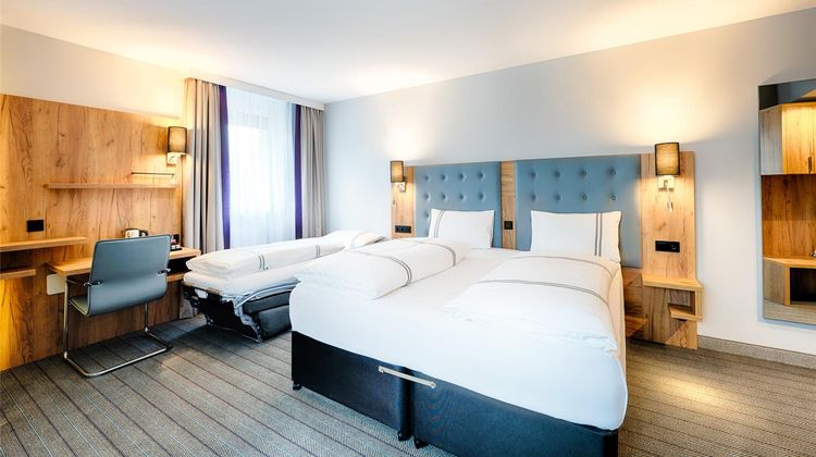 Premier Inn Lindau Room