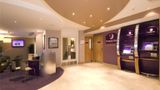 <b>Premier Inn London Victoria Lobby</b>. Images powered by <a href="https://iceportal.shijigroup.com/" title="IcePortal" target="_blank">IcePortal</a>.