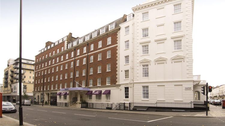 Premier Inn London Victoria Exterior