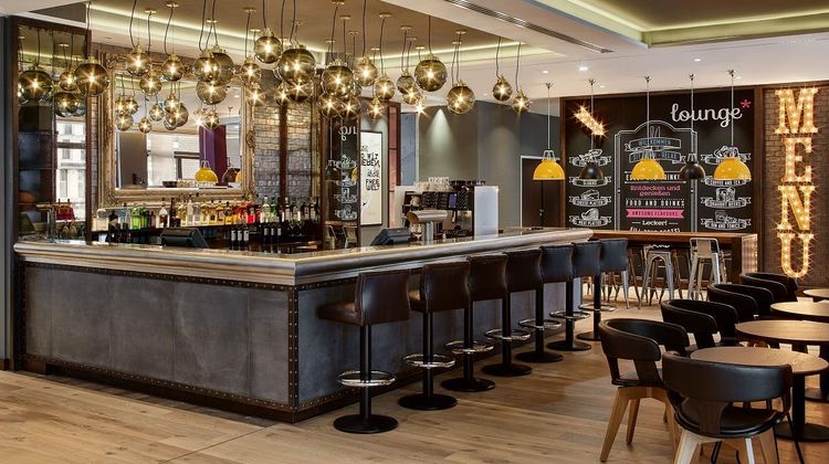 Premier Inn Frankfurt Messe Restaurant