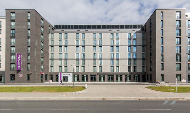 Premier Inn Frankfurt Messe Exterior