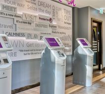 Premier Inn London Canary Wharf Lobby