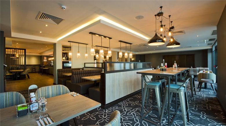 <b>Premier Inn London Wembley Stadium Restaurant</b>. Images powered by <a href="https://iceportal.shijigroup.com/" title="IcePortal" target="_blank">IcePortal</a>.
