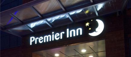 Premier Inn Chester City Centre Exterior
