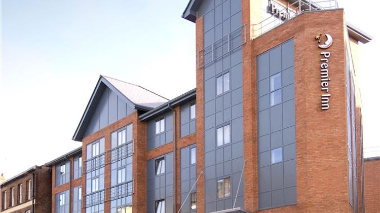 Premier Inn Chester City Centre Exterior