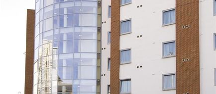 Premier Inn Reading Central Exterior