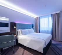 Premier Inn Muenchen Messe Room