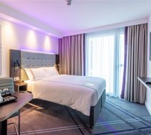 Premier Inn Stuttgart City Centre Room