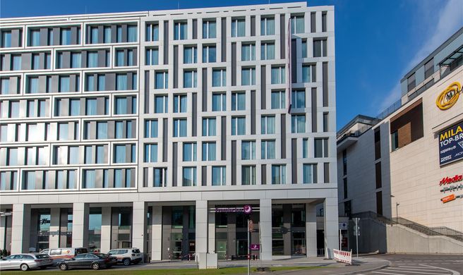 Premier Inn Stuttgart City Centre Exterior