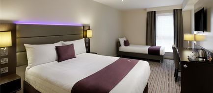 Premier Inn Dundee Centre Room