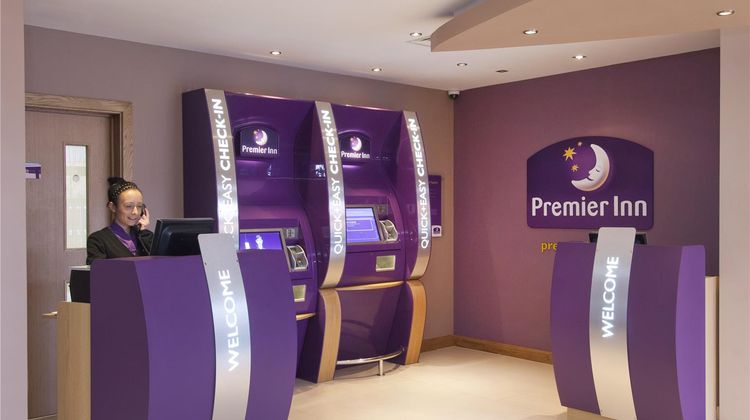 Premier Inn Stratford-Upon-Avon Waterway Lobby