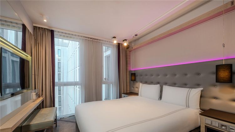 Premier Inn Alexanderplatz Room